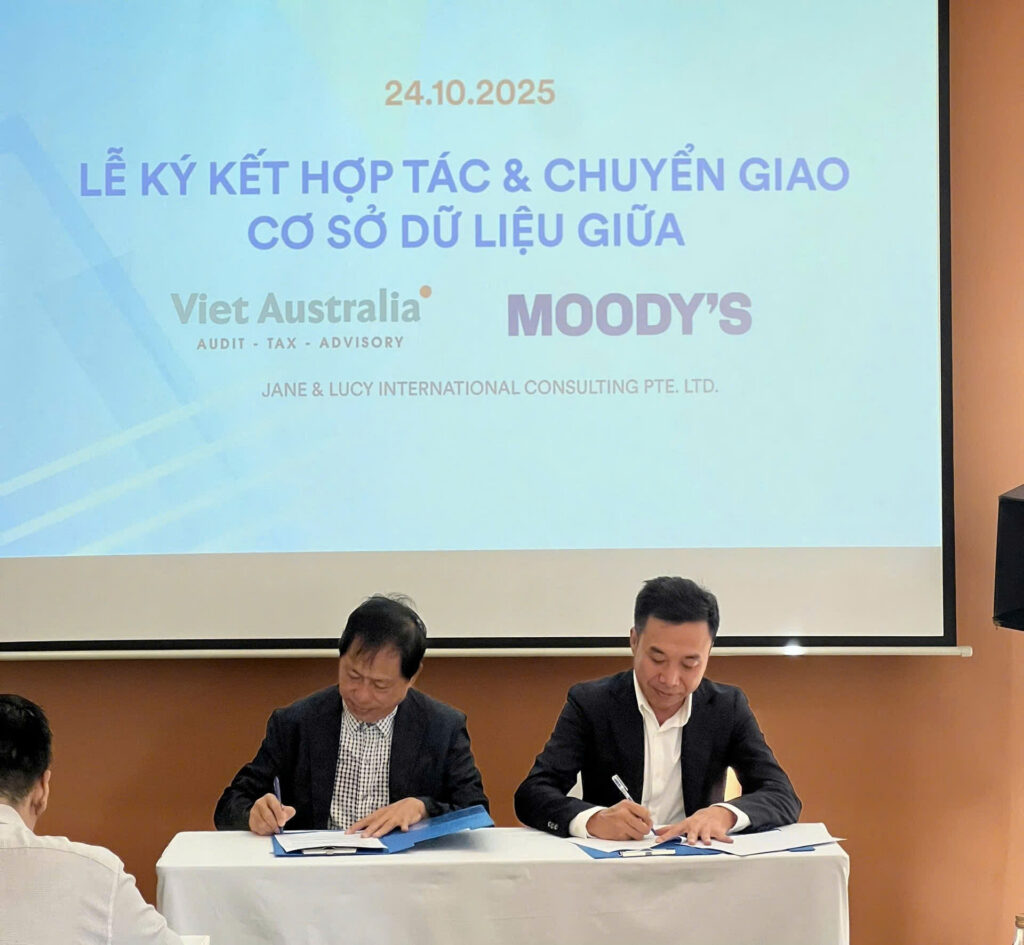 ベトナム・オーストラリア監査法人（VAAL）とムーディーズ（Moody’s）とのデータベース移転および業務提携契約締結式