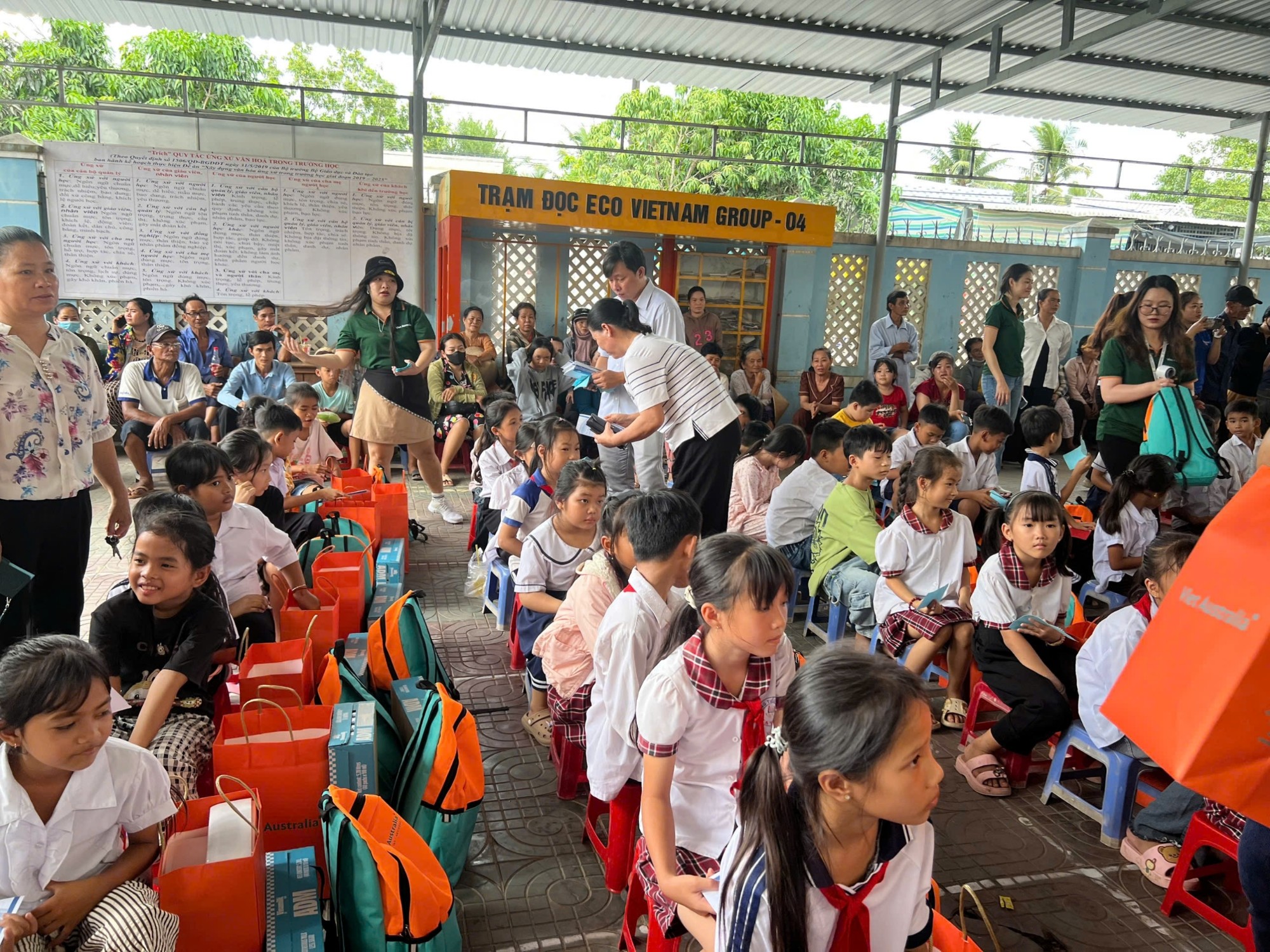 thiện nguyện 8
